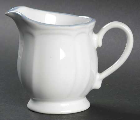 Oakbrook Creamer