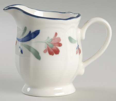 Promenade Creamer