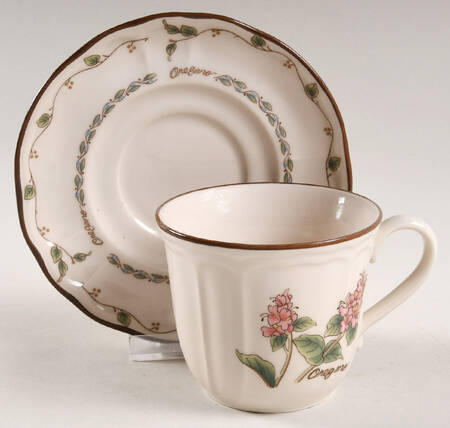 Flat Cup & Saucer Set