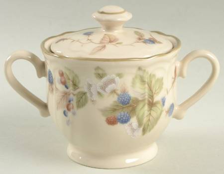 Summer Hill Sugar Bowl & Lid