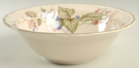 Summer Hill 9" Round Vegetable Bowl