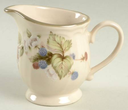 Summer Hill Creamer