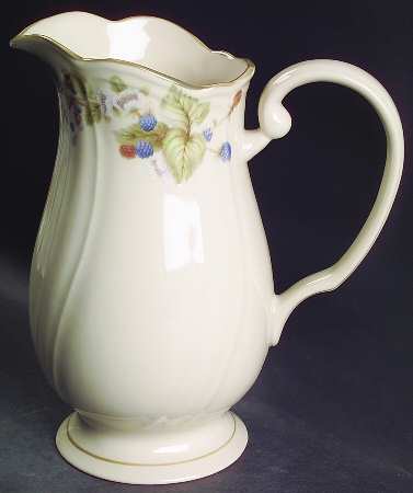Summer Hill 48 Oz Pitcher