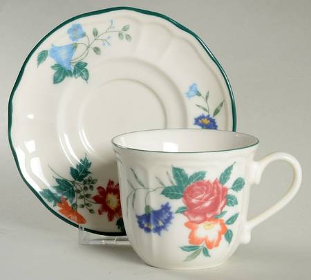 Tudor Court Flat Cup & Saucer Set