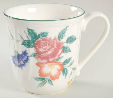 Tudor Court Mug