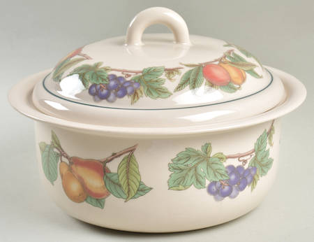 Wholesome 2.5 Qt Round Covered Casserole