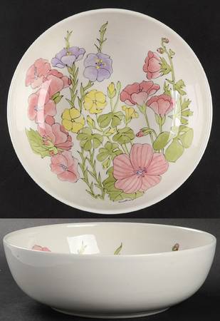 Amaryllis 8" Round Vegetable Bowl