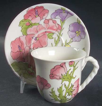 Amaryllis Flat Cup & Saucer Set