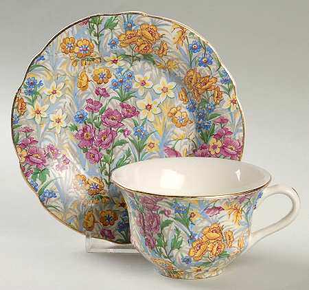 Sussex Cheery Chintz Flat Cup & Saucer Set