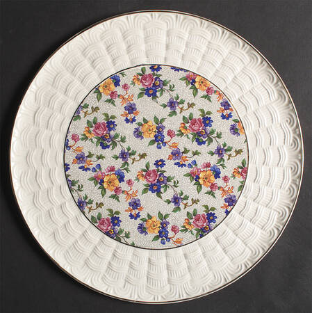 Warwick (Gray Lines, Gold Trim) Cake Plate