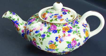 Warwick (Gray Lines, Gold Trim) Mini Teapot & Lid