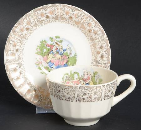 Beverly (Fluted) Flat Cup & Saucer Set