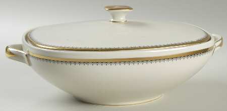 05770 Round Covered Vegetable