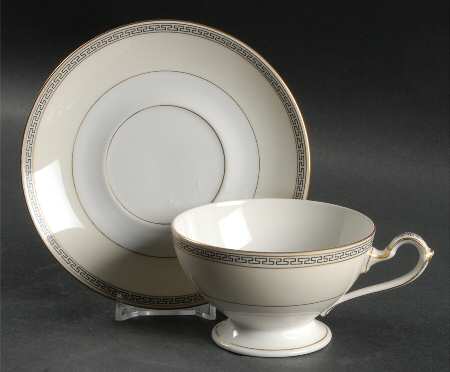 A2254 Footed Cup & Saucer Set