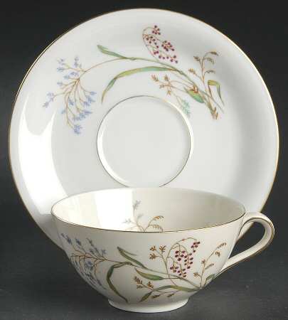 F243 Footed Cup & Saucer Set