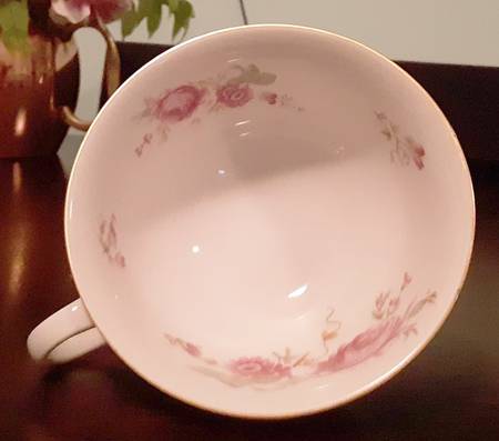 P860 Footed Cup