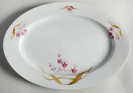 P862 (Rim) 14" Oval Serving Platter
