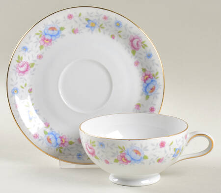 P865 Footed Cup & Saucer Set