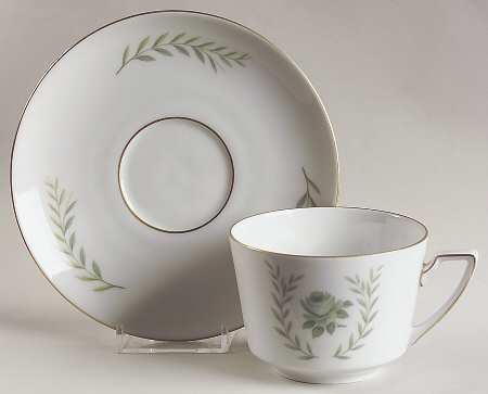 Roselyn Flat Cup & Saucer Set