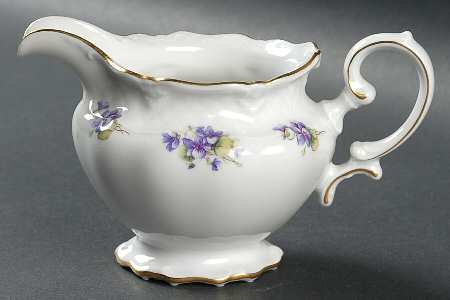 W1638 Creamer
