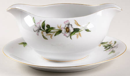 Camellia Gravy Boat with Attached Underplate
