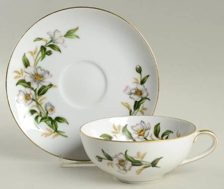 Flat Cup & Saucer Set