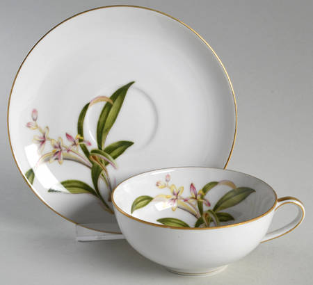 Lillian Flat Cup & Saucer Set