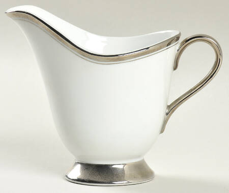 Wedding Band Creamer