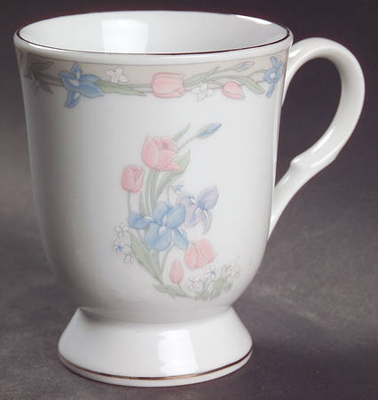 Center Stage Mug