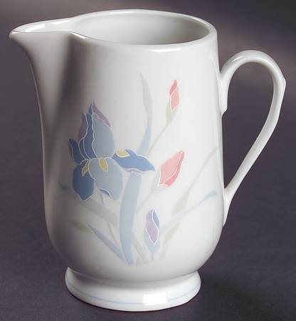 Iris Creamer