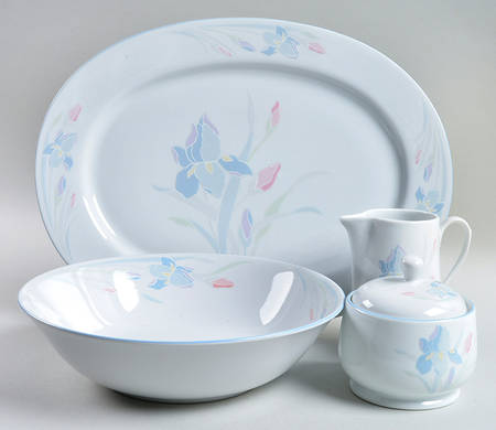 Iris 5 Piece Hostess Set