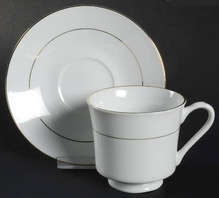 Montclaire Footed Cup & Saucer Set