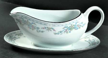 Somerset Gravy Boat & Underplate