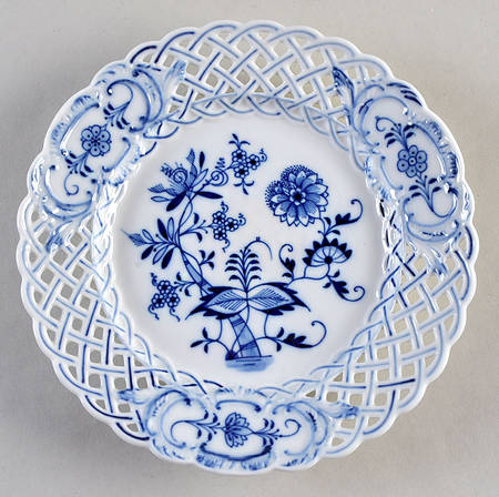 ERT1 Pierced Bread & Butter Plate