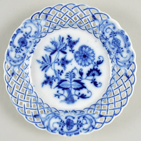 ERT1 Pierced Bread & Butter Plate