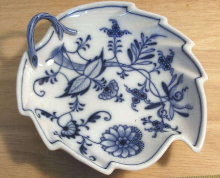 ERT1 7" Leaf Dish