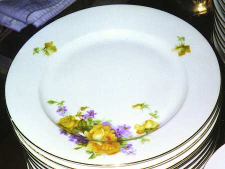 EAM13 Dinner Plate