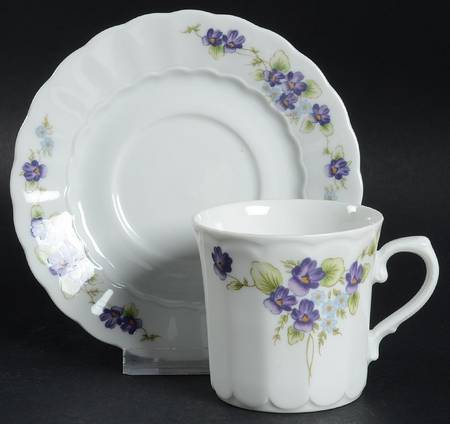 20979 Flat Cup & Saucer Set