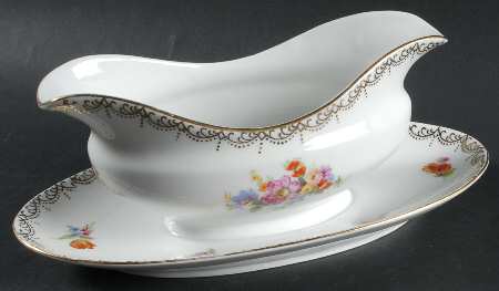 EPI99 Gravy Boat with Attached Underplate