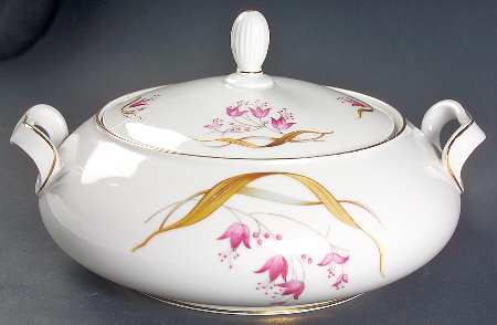 P862 (Coupe) Round Covered Vegetable