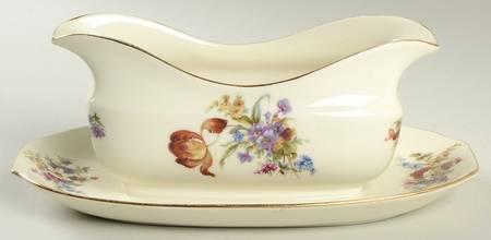 5344 Gravy Boat with Attached Underplate