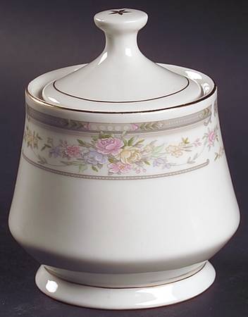 Manchester Sugar Bowl & Lid