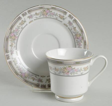 Manchester Footed Cup & Saucer Set