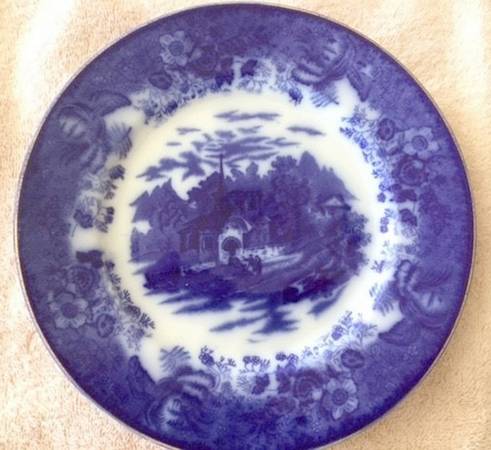 Country Scenes Dinner Plate