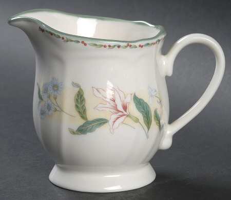 Floral Bay Creamer