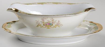 ESO20 Gravy Boat with Attached Underplate