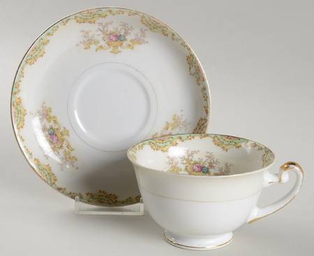 ESO20 Footed Cup & Saucer Set