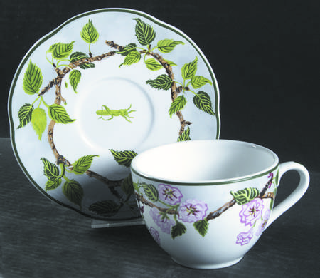 Robin's Nest Flat Cup & Saucer Set