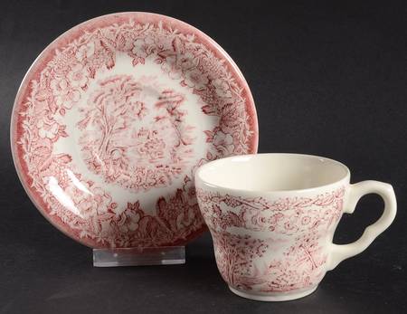 EIT18 Flat Cup & Saucer Set