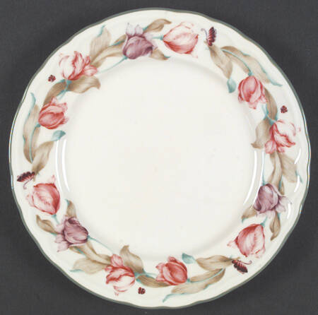 Garland Dance Dinner Plate